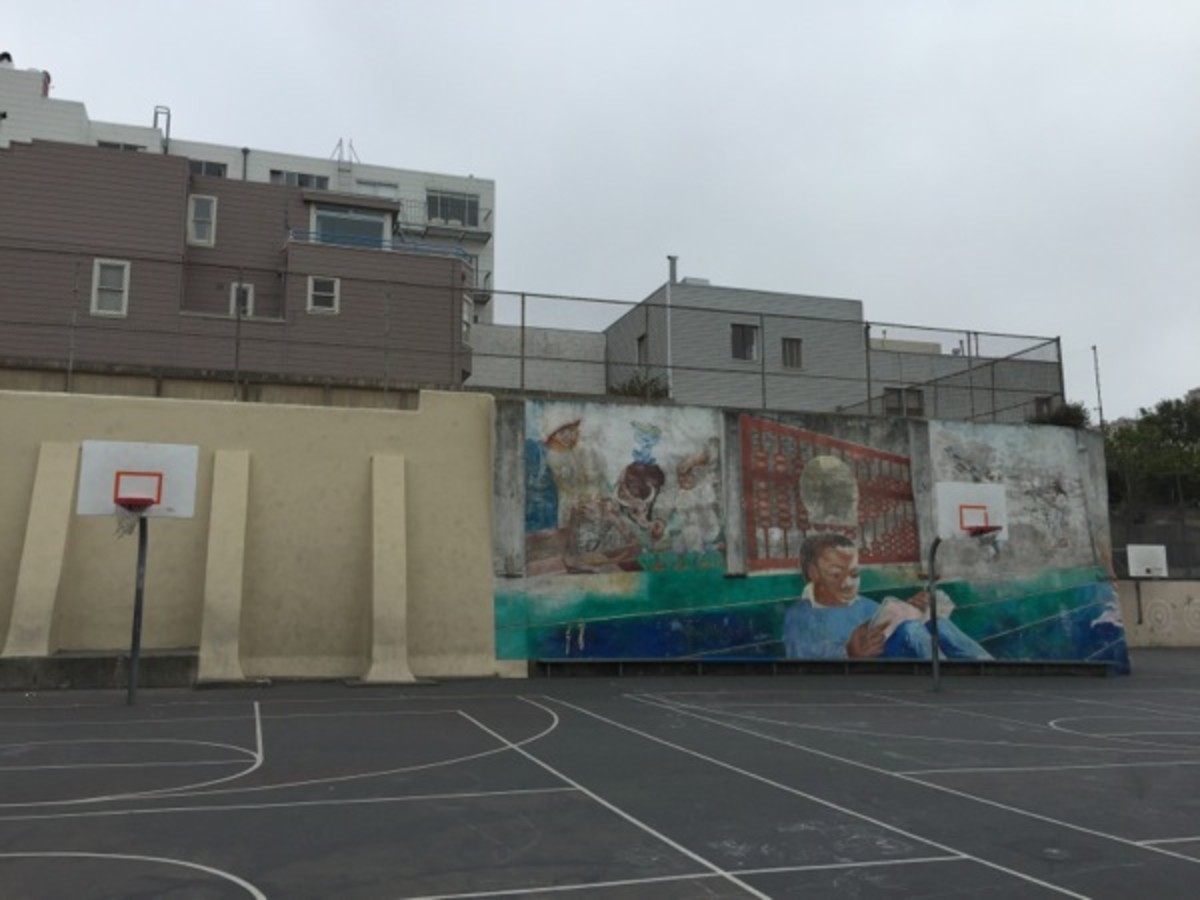 school-mural